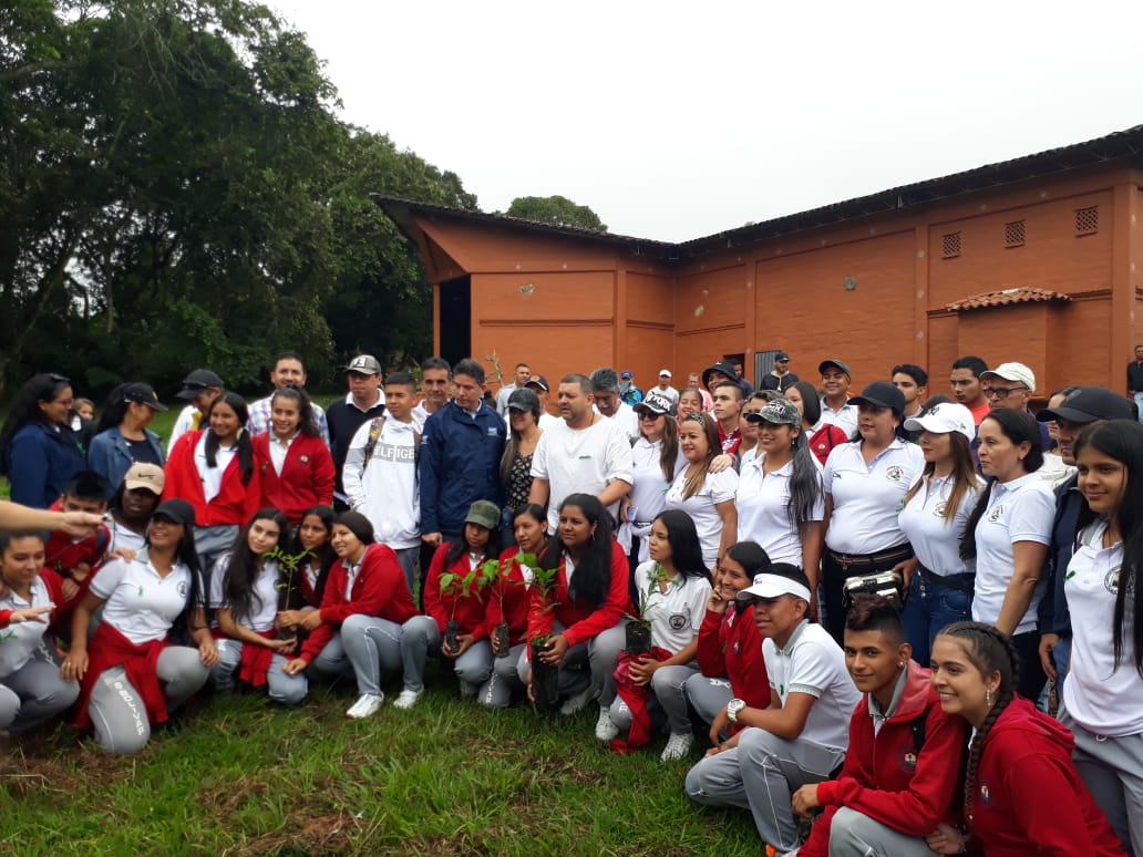 noticias-destacadas/jornada-de-siembra-de-arboles-en-el-museo-arqueologico-calima