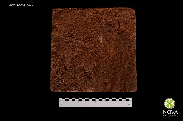 tableta-de-arcilla-cocida-floor-tile-clay-tablet-n-21